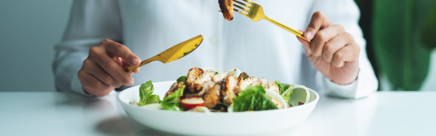 Keto Diet vs. Intermittent Fasting: What's a Better Tool for Weight Loss in the USA?